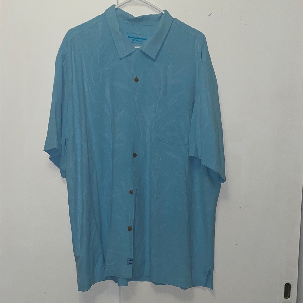 Tommy Bahama Blue Button-Up 100% Silk Shirt.